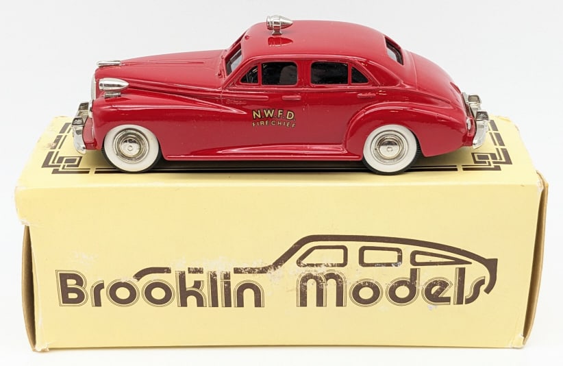 1:43 Brooklin Models 1941 Packard Clipper (1 of 6)