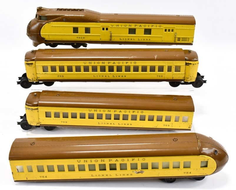 Lionel Union Pacific 752E Streamliner Train Set (1 of 6)