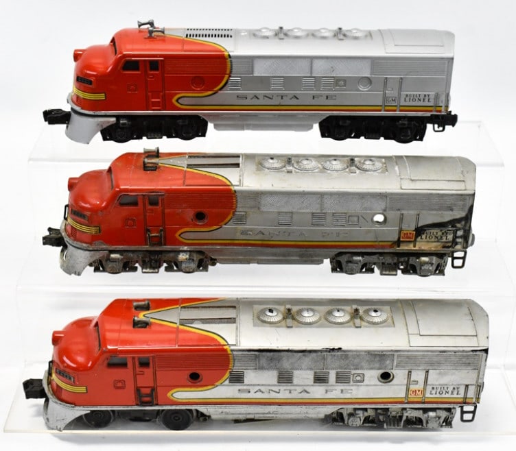 Lionel #2383, #2343, and #2343 Santa Fe Engines (1 of 5)