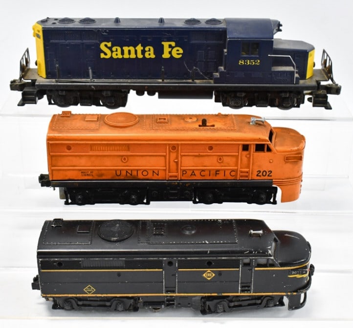 Lionel #2032 Engine, #202 UP Engine, #8352 Engine (1 of 5)