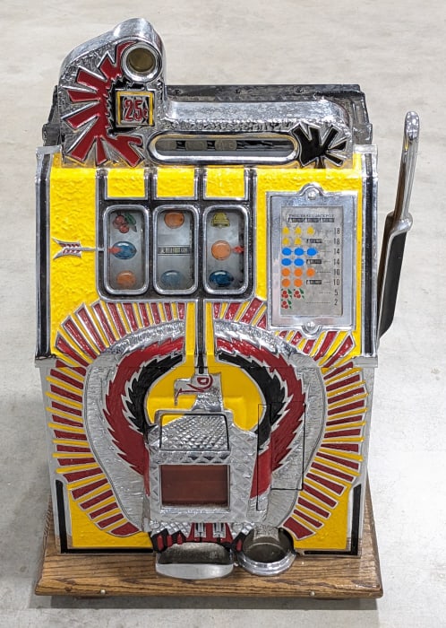Vtg 25 Cent Mills War Eagle Three Reel Slot Machine (1 of 11)