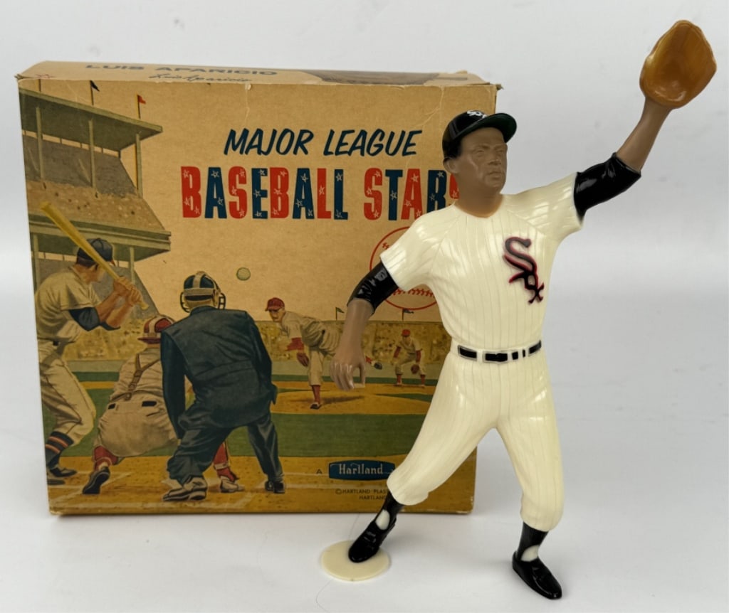 1958 Hartland Baseball Luis Aparicio Statue w Box (1 of 14)