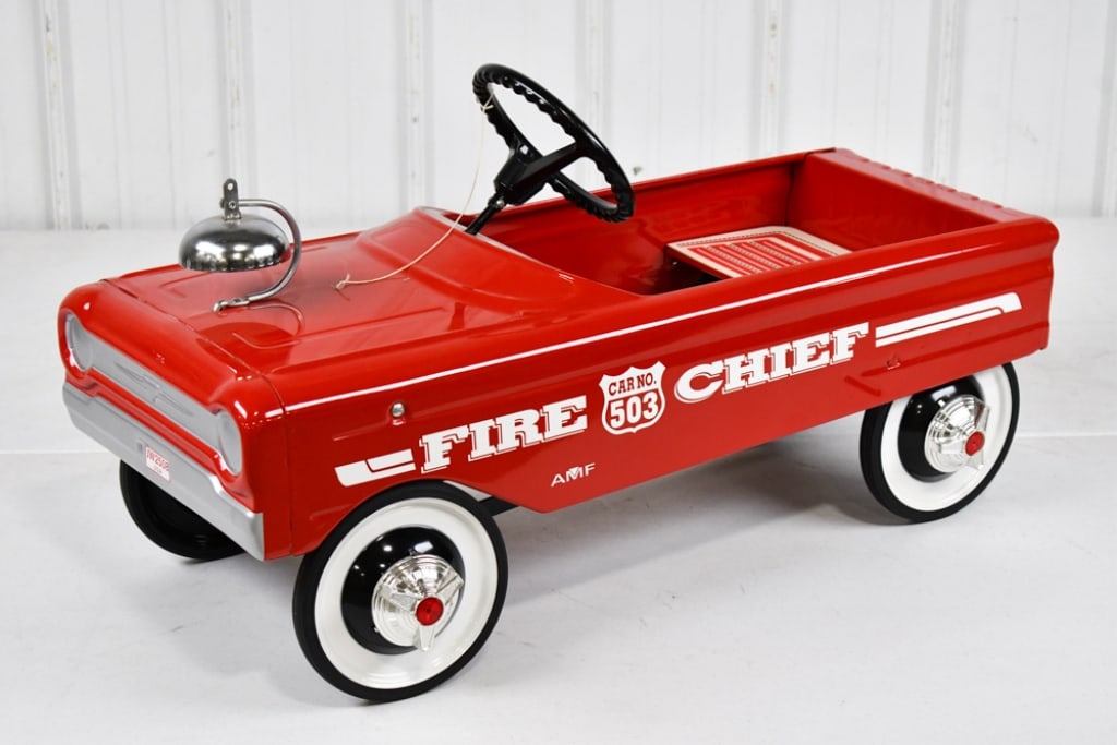 Restored AMF Fire Chief No. 503 Pedal Car (1 of 8)