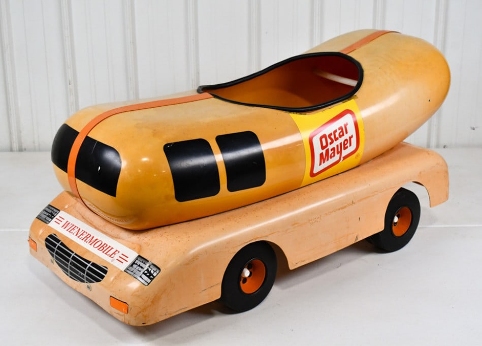 Oscar Mayer Wienermobile Pedal Car (1 of 8)