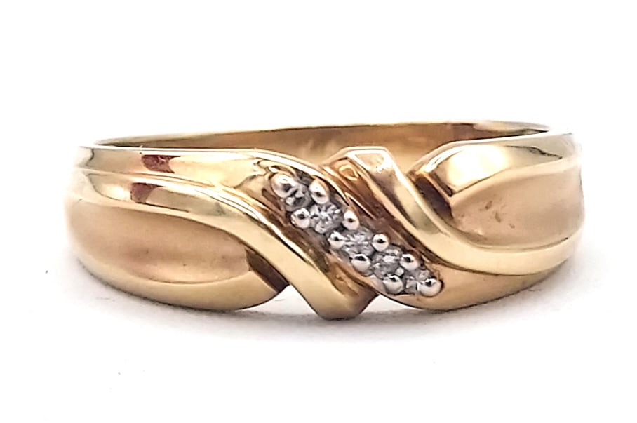Men's 14K Yellow Gold Diamond Wedding Band (1 of 7)
