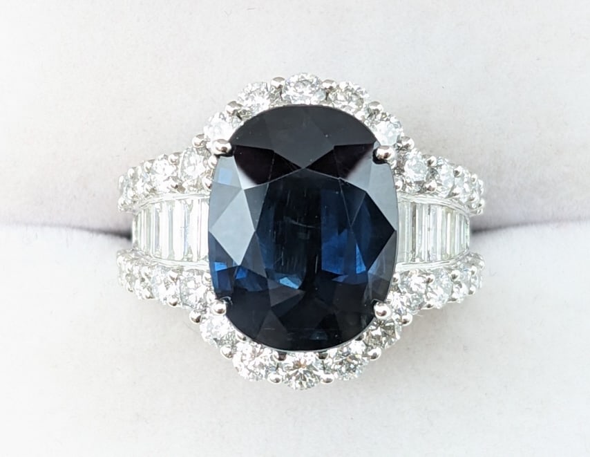 Platinum 9.0 Carat Blue Sapphire & Diamond Ring (1 of 5)