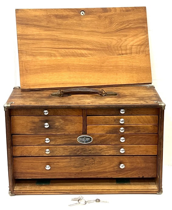 Hollowell Wood Machinist Cabinet.: Hollowell Wood Machinist Cabinet. Eight drawer. Removable and lockable front cover. Comes with original keys. 9?x20?x12?. Very nice vintage machinist cabinet, top handle needs repair