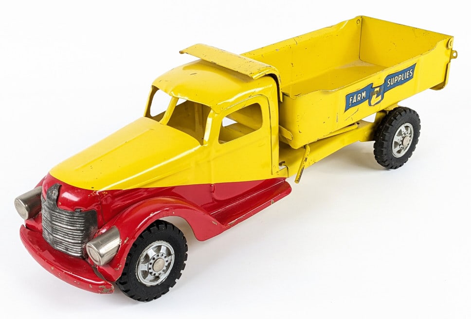 Original Buddy L Farm Supplies Dump Truck (1 of 8)