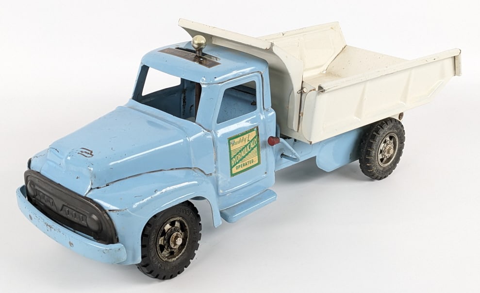 Original Buddy L Hydraulically Operated Dump Truck (1 of 10)