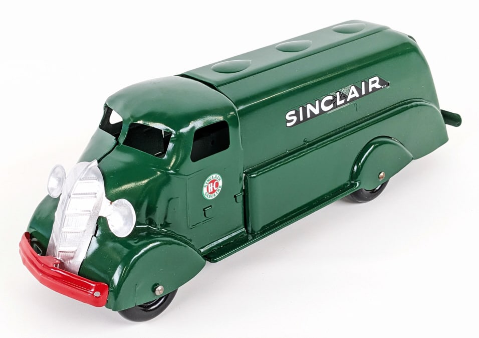 Restored Marx Studebaker Sinclair Tanker Truck (1 of 9)