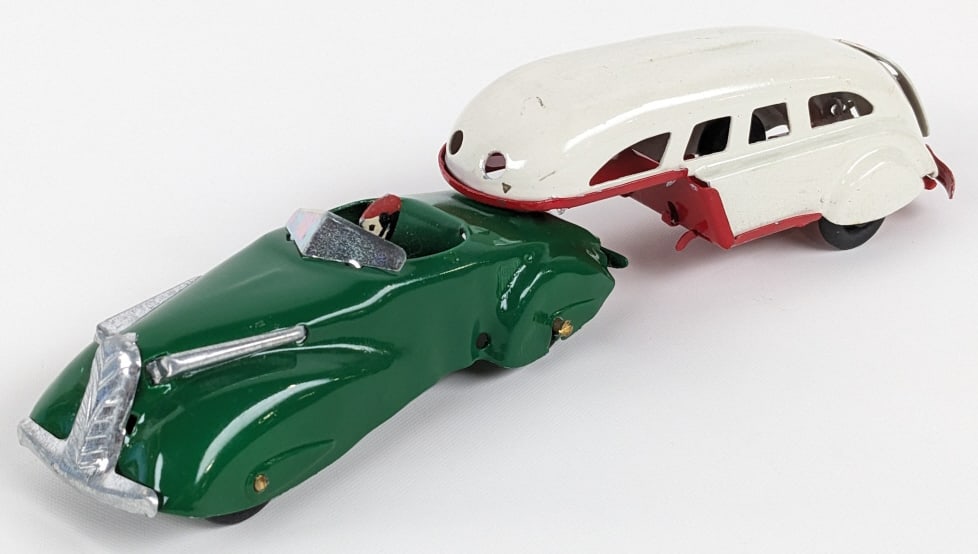 Restored Marx / Wyandotte Convertible w/ Trailer (1 of 11)