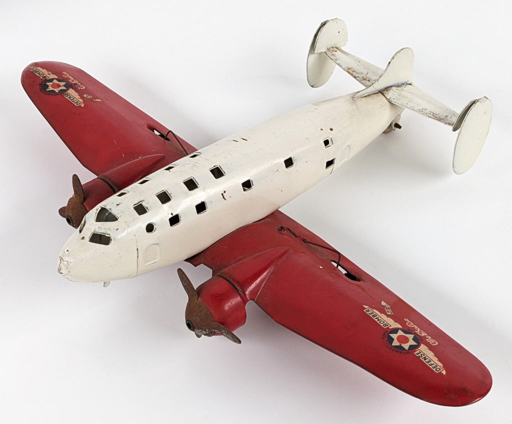 Original Wyandotte Defense Bomber Airplane (1 of 10)