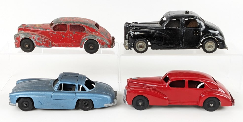 Hubley, Tootsietoy, and Chad Valley Cars (1 of 7)