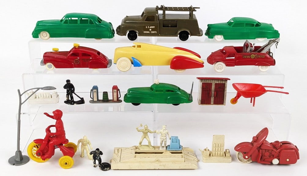 Vintage Ideal, Renwall, & Other Plastic Toys (1 of 7)