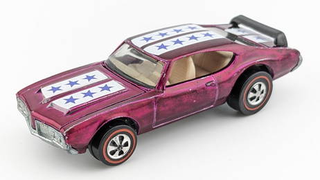Hot Wheels Redline Magenta Olds 442