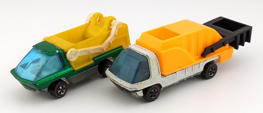(2) Hot Wheels Redline Scooper & Waste Wagon (1 of 14)