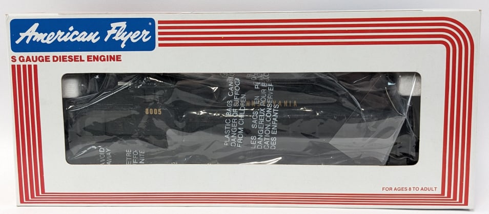 American Flyer Pennsylvania GP-9 Diesel Loco 48005: American Flyer S Gauge Pennsylvania GP-9 diesel locomotive #48005. Good condition in the original box with some wear from storage.