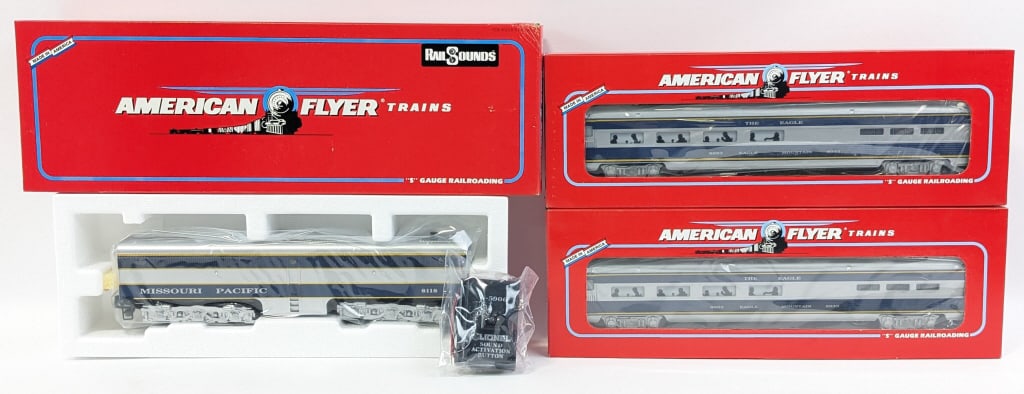 American Flyer Missouri Pacific NP Engine & Dining (1 of 8)