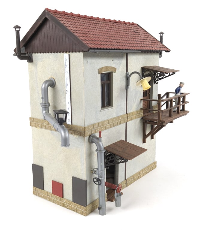 Pola G Scale Water Tank House (1 of 7)