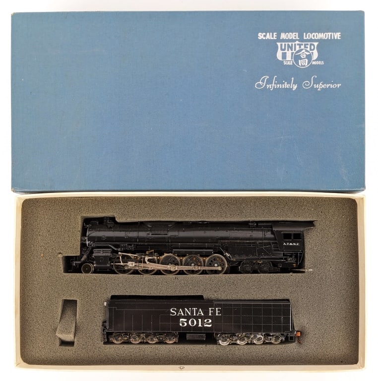 United Scale Models Sante Fe 2-10-4 Engine Tender (1 of 6)