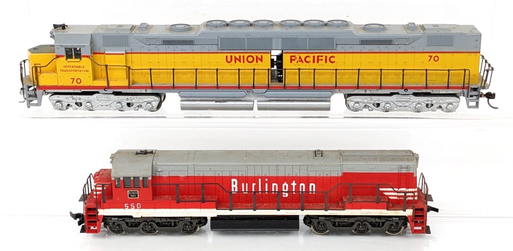 Athearn HO U.P. 70 Loco & Rivarossi Burlington 550 (1 of 6)
