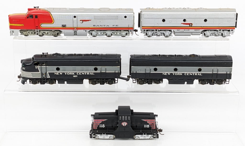 HO Scale Santa Fe, NYC, and B&M Engines (1 of 7)