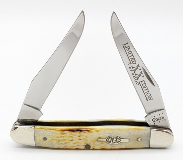 Ltd 2000 Case XX Burnt Bone Muskrat 1 of 2500: Ltd 2000 Case XX Burnt Bone Muskrat. Knife is 1 of 2500 and is in very nice condition with light wear from handling. Overall measures 3-7/8in when closed. Ref #: 2354