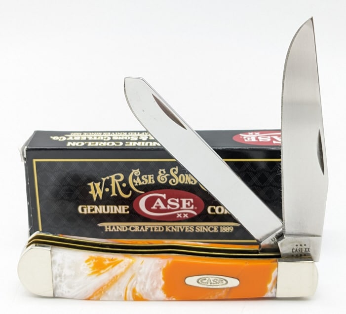 2023 Case XX Tennessee Orange Corelon Trapper Knife (1 of 4)