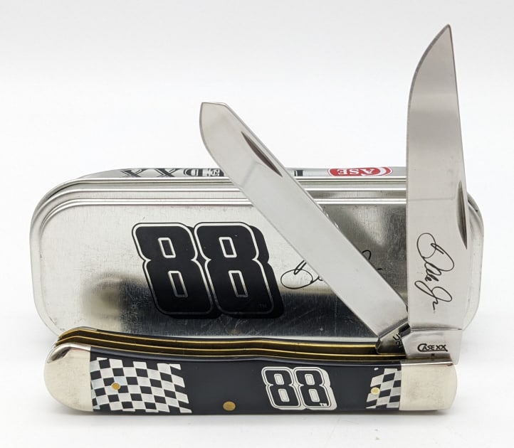 2009 Case XX Dale Earnhardt Jr Synth Black Trapper Knife (1 of 4)