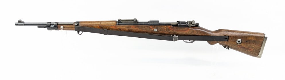 WWII German K98k SVW MB 8mm Mauser Bolt Rifle: Rare WWII German K98k SVW MB 8mm Mauser Bolt Action Rifle. This rifle was made at the French Mauser-Werke factory of which only approx 30,000 of these rifles were made. Features a 23-1/2in barrel, bla