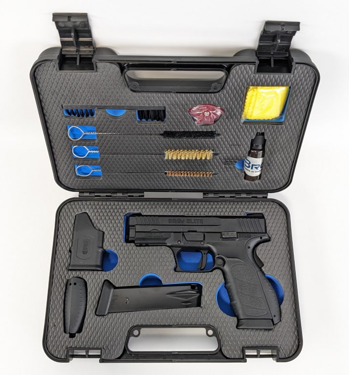 NIB BRG USA BRG9 Elite 9mm Semi Auto Pistol: NIB BRG USA BRG9 Elite 9mm Semi Auto Pistol. Comes new in the case with a cleaning kit, extra magazine, magazine loading assistor, and grip options. Features a 4in barrel, under barrel rail, trigger s