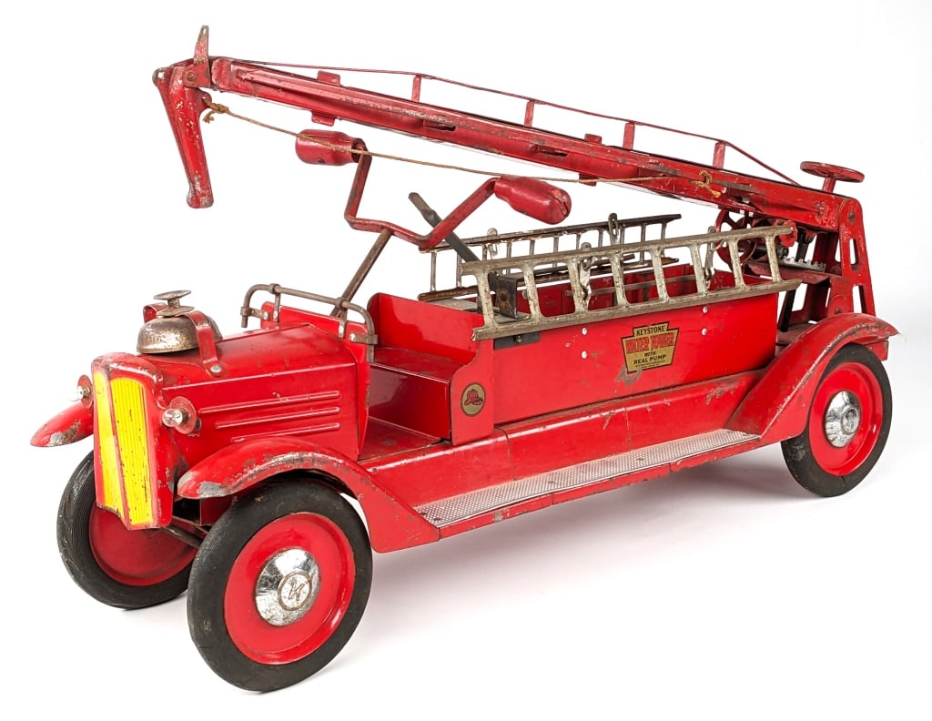 Original Keystone Water Tower Truck w/ Real Pump (1 of 13)
