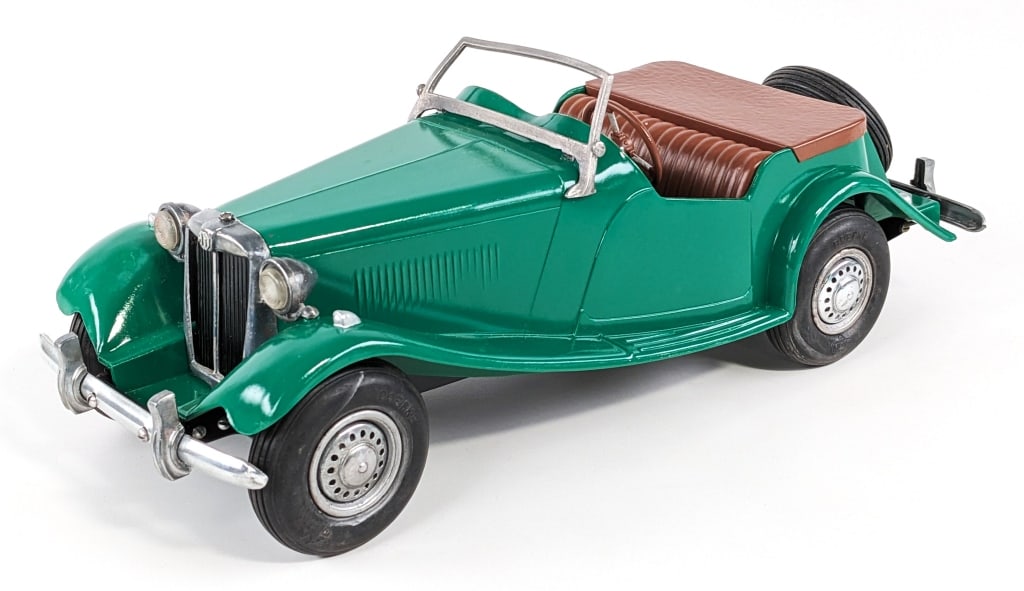 Restored Doepke Model Toys MG Roadster Car (1 of 9)