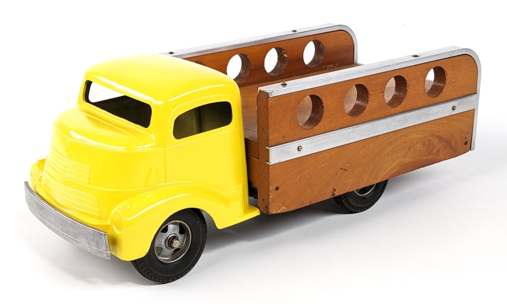 Restored Smith Miller GMC Delivery Truck (1 of 8)