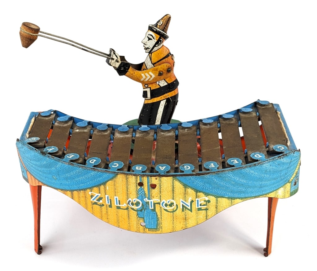 Wolverine Tin Windup Zilotone Disc Player (1 of 12)