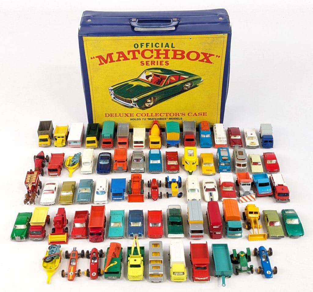 (71) Vintage Matchbox Cars In Collectors Case (1 of 20)