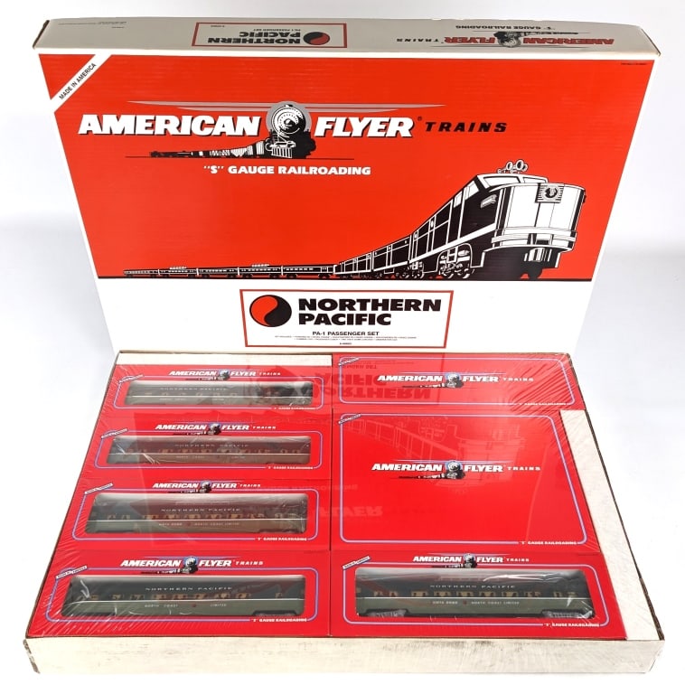 American Flyer Northern Pacific PA-1 Passenger Set (1 of 10)
