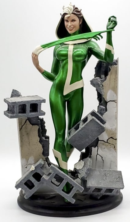 Sideshow Collectibles Rogue Comiquette Statue (1 of 8)