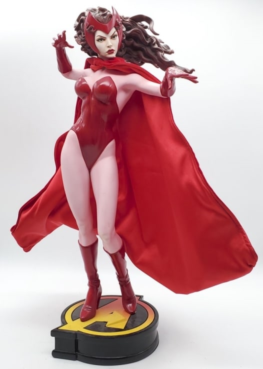 Sideshow "Scarlet Witch" Premium Format Figure (1 of 9)