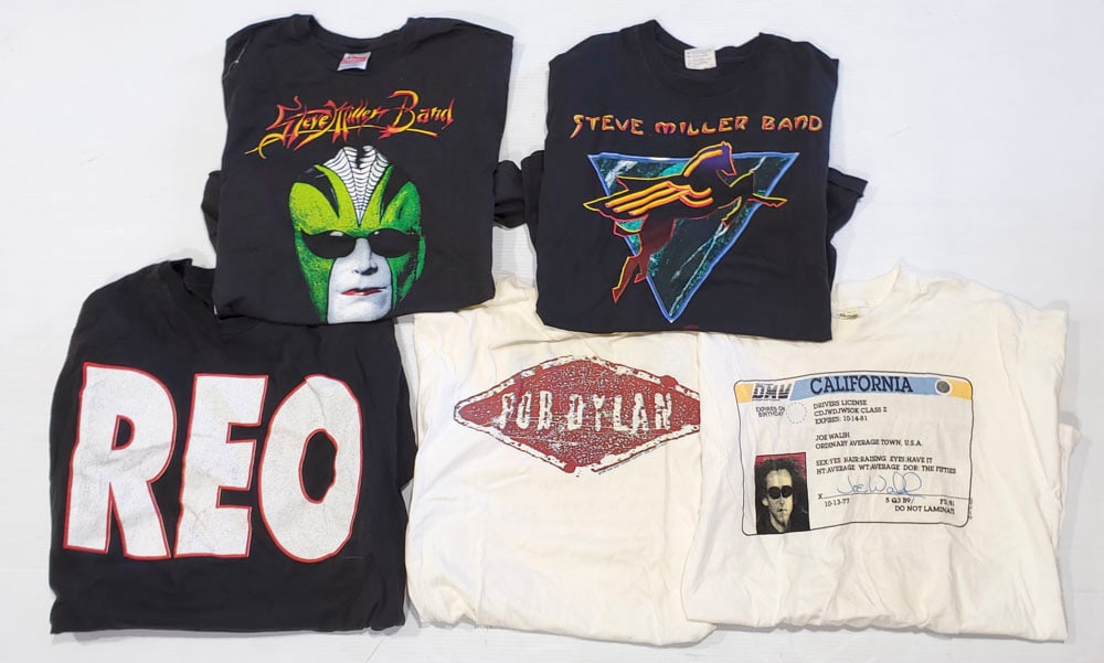 (5) Vintage Tour and Band Shirts: 1989 Bob Dylan double stitched XL Shirt, 1991 Joe Walsh Ordinary Average double stitched world tour XL shirt, 1992 Steve Miller Band Lost Cities Tour double stitched tour XL shirt, Steve Miller Band T