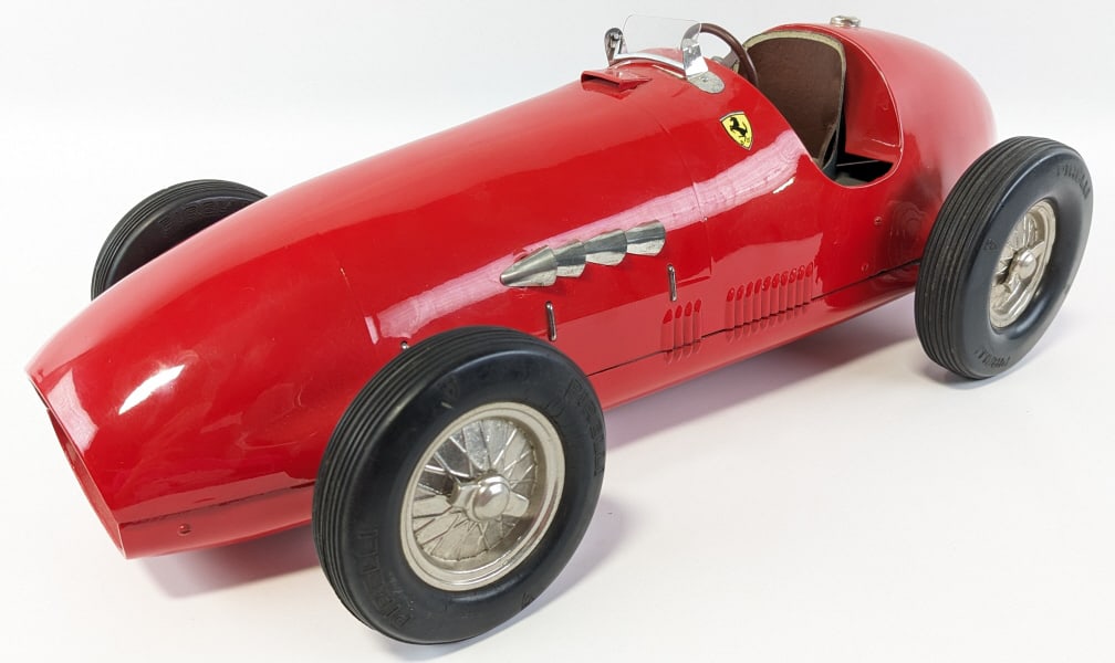 22" Toschi Ferrari Racer (1 of 8)