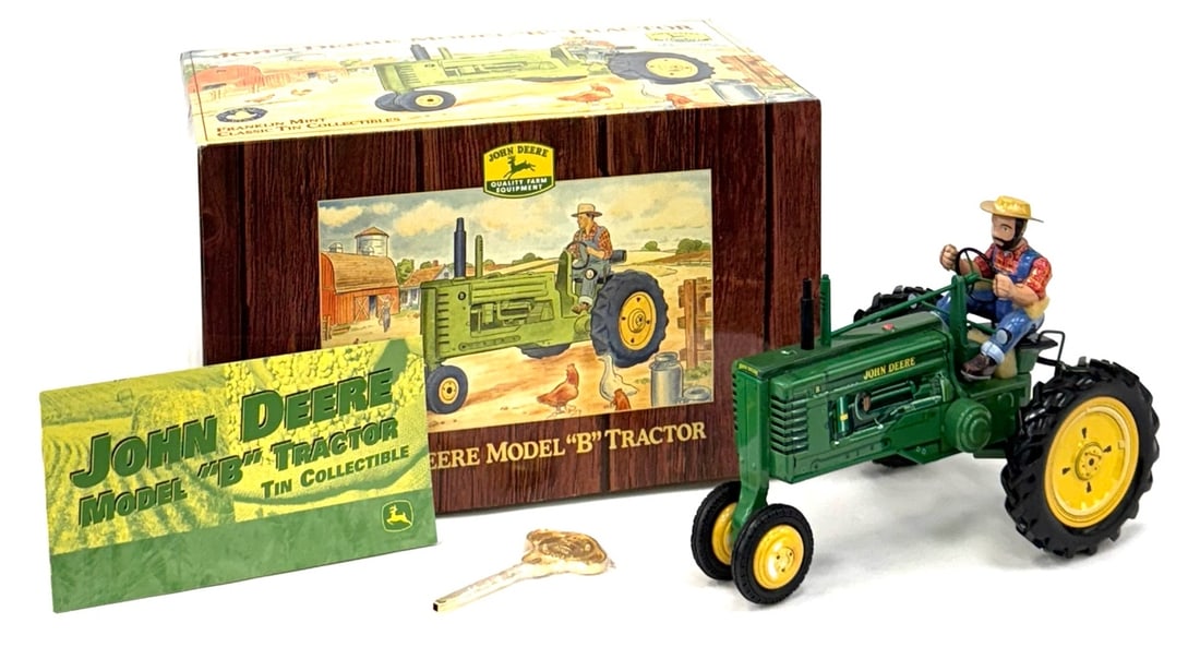Franklin Mint Classic Tin John Deere "B" Tractor Wind-Up: Franklin Mint Classic Tin John Deere "B" Tractor Wind-Up Toy in Original Box (D1M2141).? Key included, this toy tin tractor is in good condition.? Winds up and works.? Original box is in good conditio