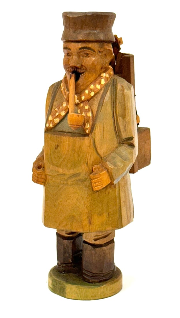 Dregeno German Black Forest Carved Incense Smoker: Dregeno German Black Forest Carved Incense Smoker measuring 7.5in.? Dregeno makers mark on bottom.