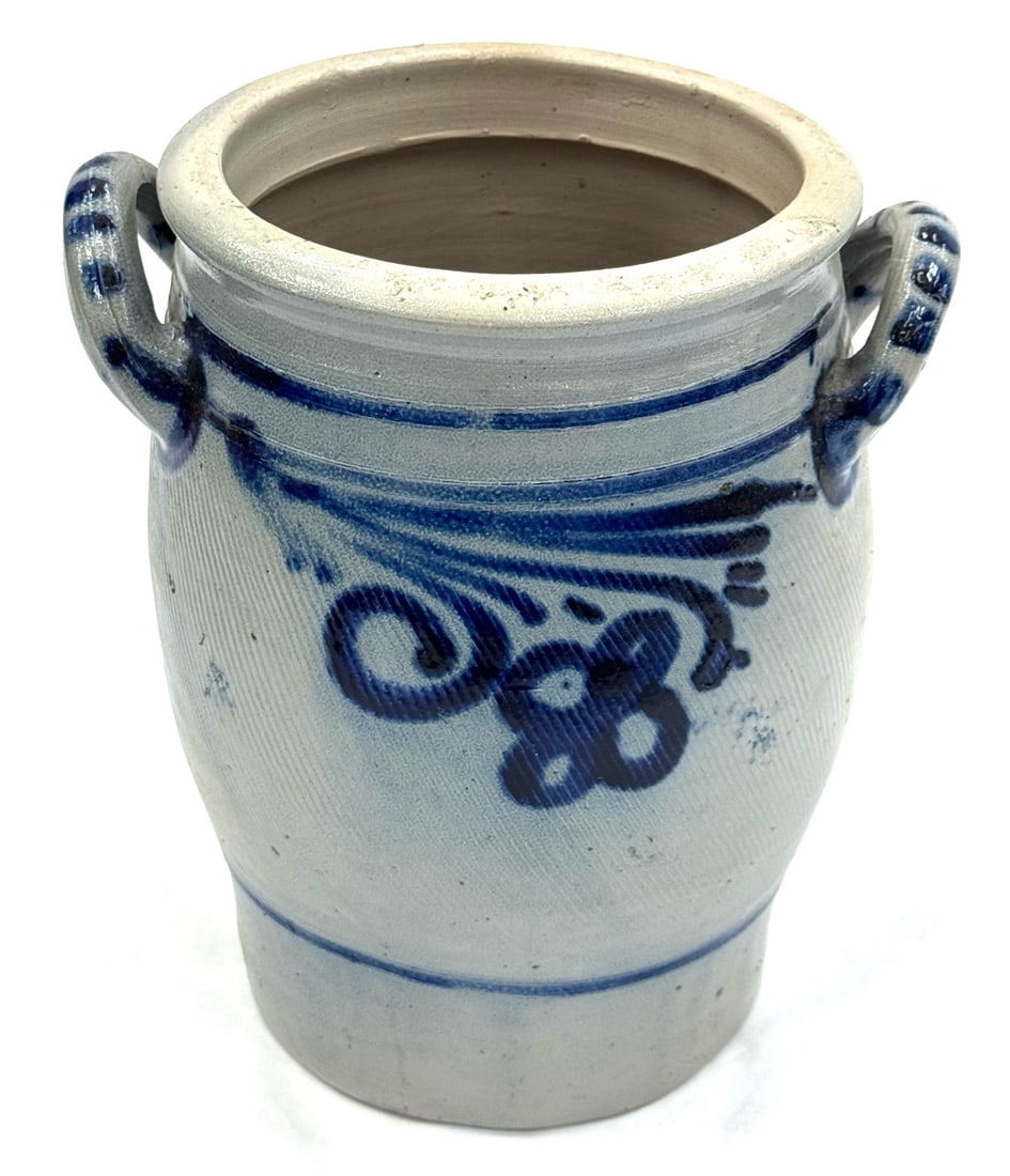Cobalt Blue Salt Glaze Westerwald German Crock: Cobalt Blue Salt Glaze Westerwald German Crock. This Crock Has The Typical Floral Motif In The Salt Glaze. It Is In Good Condition with No Cracks Or Chips Evident. The Measurements Are 10" x 8" x 9".