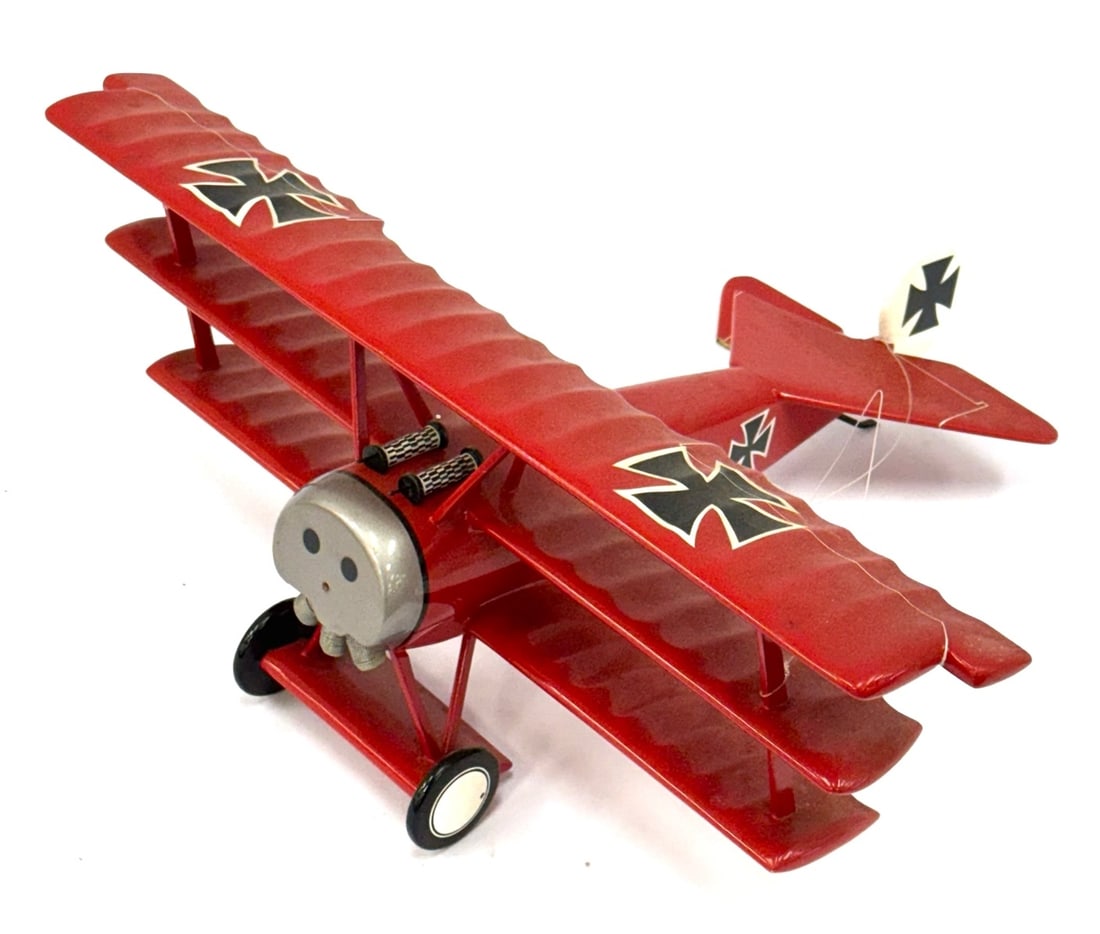Fokker Dr. 1 Red Baron World War 1 German Triplane Fighter Plane: Fokker Dr. 1 Red Baron World War 1 German Triplane Fighter Plane Alloy Wooden Classic Military Aircraft Model, The Tailplane Is Broken On The Right Side, Missing The Propeller. It Has A String Attache