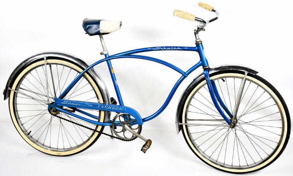 1958 Schwinn Deluxe Typhoon Bicycle (1 of 13)