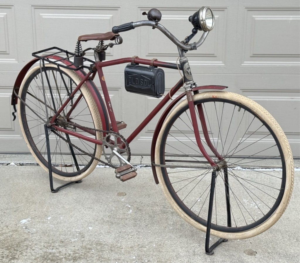Early Winchester Roadster Men's Wood Rim Bicycle (1 of 20)