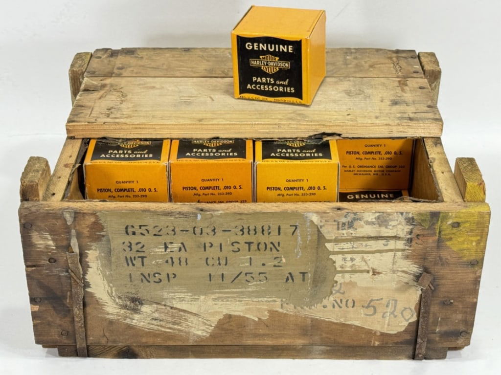 28 NOS Harley-Davidson Motorcycle Pistons In Crate (1 of 9)