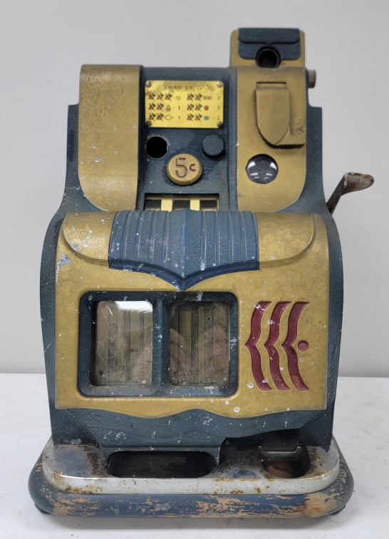 Vintage Mills Q.T. 5 Cent Slot Machine (1 of 20)