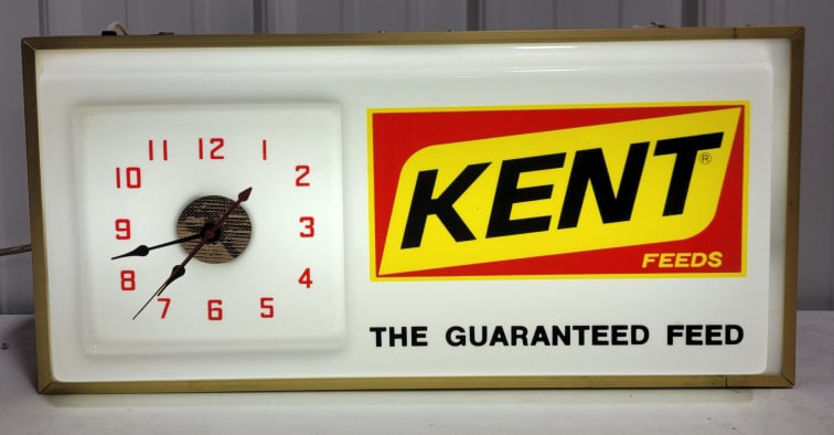 Vintage Kent Feeds Lighted Advertising Clock (1 of 10)